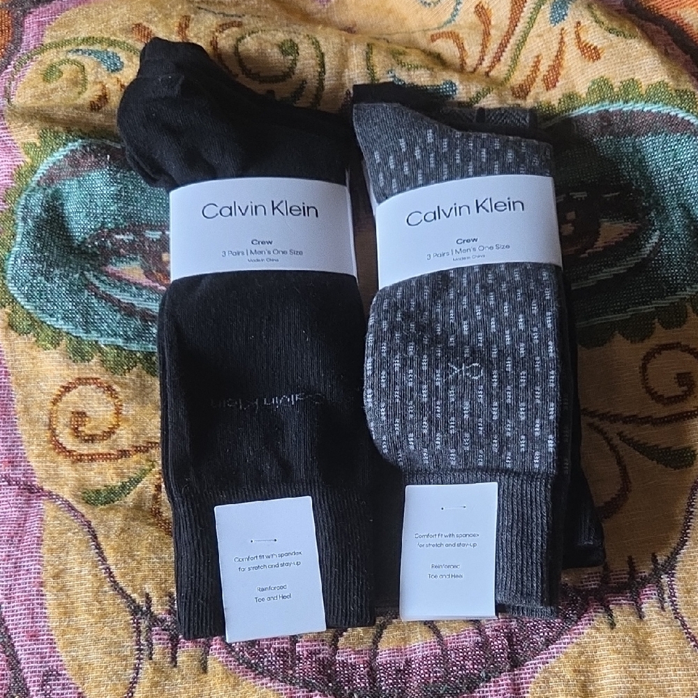 Calvin Klein Men's Black and Dark Gray Crew Socks